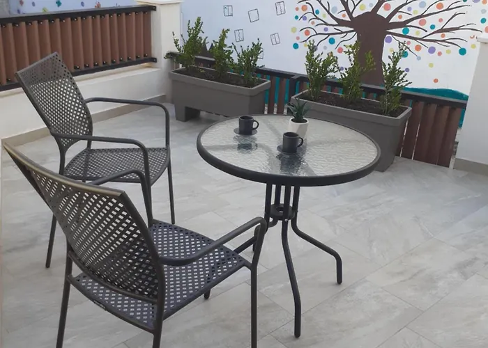 公寓 Under The Rocks 1 *